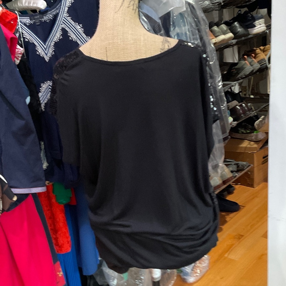 Micheal Kors Elegant Black Sequin Short Sleeve Top - Picture 2 of 4